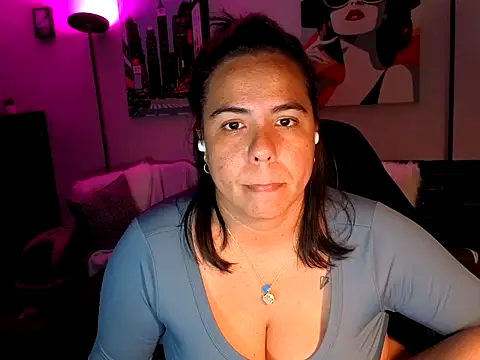 HannaJonns online show from 04-13-26, 02:50