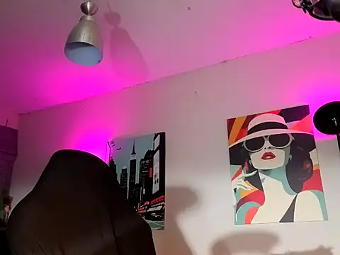 HannaJonns online show from 05-12-26, 07:05
