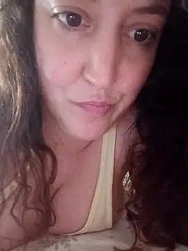 Snapshot of Luna_wild69 chatting on 04-21-26, 04:01 Luna wild69 online show from 04-21-26, 04:01