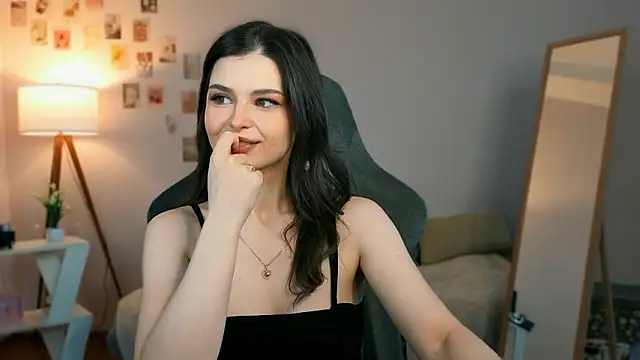 rebbekkakowalski online show from 03-31-26, 03:19