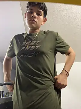 Snapshot of juanma759 chatting on 03-27-26, 02:17 juanma759 online show from 03-27-26, 02:17