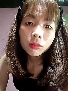 Snapshot of AmyLinee01 chatting on 03-26-26, 05:02 AmyLinee01 online show from 03-26-26, 05:02