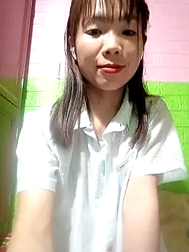 AmyLinee01 online show from 05-09-26, 06:02
