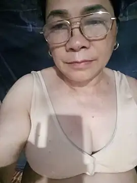 Snapshot of Funsexy1 chatting on 06-18-26, 10:14 Funsexy1 online show from 06-18-26, 10:14