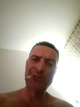 Snapshot of tika_taka chatting on 03-22-26, 01:42 tika taka online show from 03-22-26, 01:42