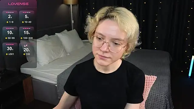 HottoKori online show from 06-20-26, 05:43
