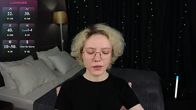 Snapshot of HottoKori chatting on 07-07-26, 05:32 HottoKori online show from 07-07-26, 05:32