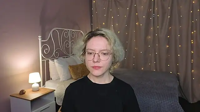 Snapshot of HottoKori chatting on 07-19-26, 05:33 HottoKori online show from 07-19-26, 05:33