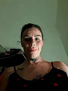 chiquitilla41 online show from 04-25-26, 02:03