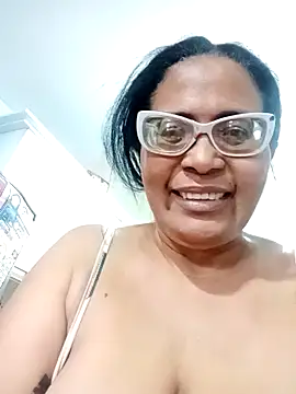 sexymomsn online show from 04-25-26, 02:14