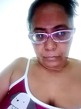 Snapshot of sexymomsn chatting on 05-25-26, 10:49 sexymomsn online show from 05-25-26, 10:49