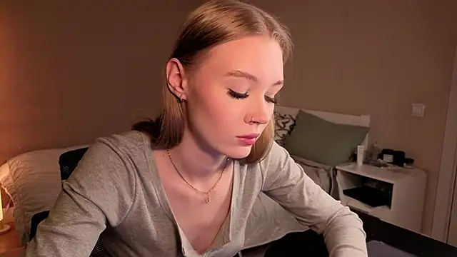 Sellina moon online show from 04-30-26, 01:12
