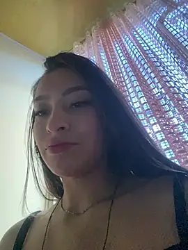 Snapshot of Itze_Mua chatting on 06-14-26, 10:56 Itze Mua online show from 06-14-26, 10:56