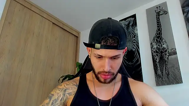 Snapshot of Santos_ramirez1 chatting on 07-13-26, 02:31 Santos ramirez1 online show from 07-13-26, 02:31