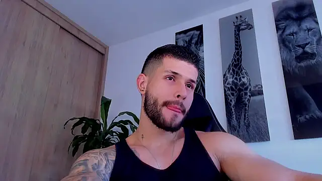 Snapshot of Santos_ramirez1 chatting on 07-24-26, 02:37 Santos ramirez1 online show from 07-24-26, 02:37
