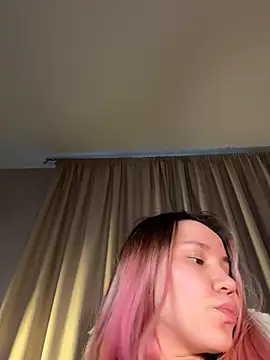 cyberleah online show from 05-06-26, 04:45