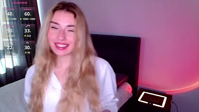 LulyDOLL online show from 04-17-26, 04:37