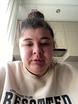 curly elise online show from 03-29-26, 09:53