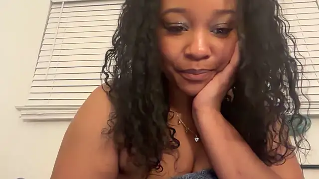 Yourmommysilk online show from 05-28-26, 12:02