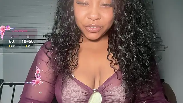 Yourmommysilk online show from 06-28-26, 04:07