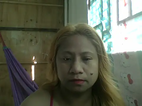 PinayChristine online show from 04-04-26, 12:09