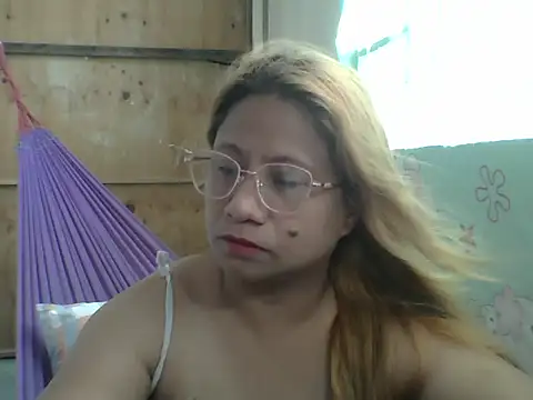 PinayChristine online show from 05-17-26, 02:20