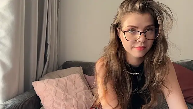 eva si online show from 03-23-26, 10:19