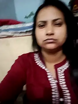 Snapshot of Diyagupta26 chatting on 04-18-26, 11:25 Diyagupta26 online show from 04-18-26, 11:25