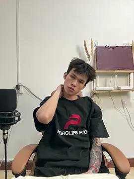zzzzppp3 online show from 04-20-26, 02:25