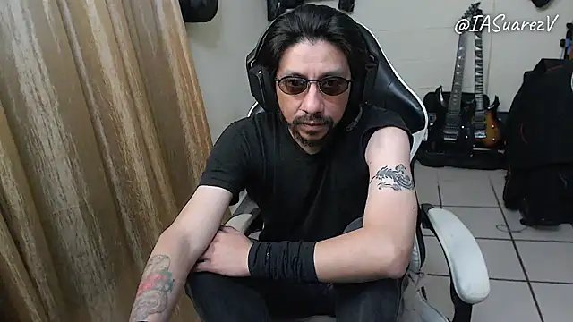 IASuarezV online show from 04-07-26, 11:32