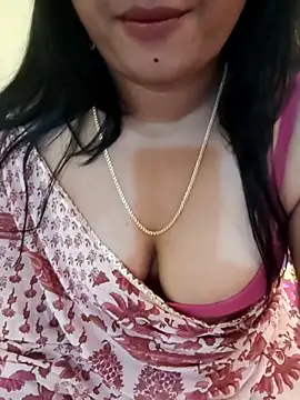 Snapshot of Ramya_456 chatting on 04-15-26, 03:24 Ramya 456 online show from 04-15-26, 03:24