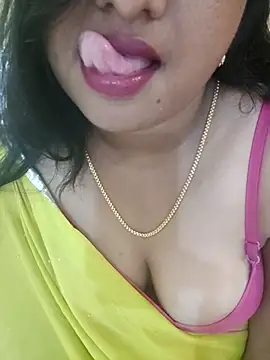 Snapshot of Ramya_456 chatting on 04-17-26, 05:32 Ramya 456 online show from 04-17-26, 05:32