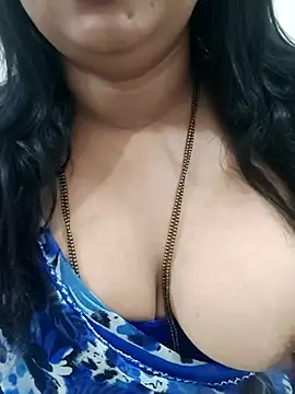 Snapshot of Ramya_456 chatting on 07-15-26, 06:07 Ramya 456 online show from 07-15-26, 06:07