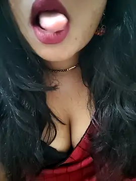 Snapshot of Ramya_456 chatting on 07-21-26, 05:21 Ramya 456 online show from 07-21-26, 05:21