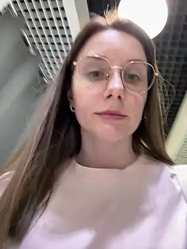 Snapshot of FReyja_44 chatting on 07-03-26, 08:43 FReyja 44 online show from 07-03-26, 08:43