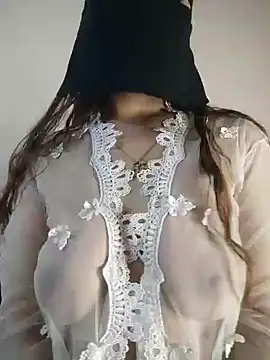 Yasmin Oh online show from 06-15-26, 09:39