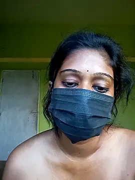 Snapshot of bannerjeesneha20 chatting on 04-13-26, 02:28 bannerjeesneha20 online show from 04-13-26, 02:28
