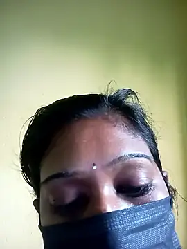 Snapshot of bannerjeesneha20 chatting on 04-17-26, 11:13 bannerjeesneha20 online show from 04-17-26, 11:13