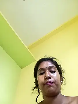 Snapshot of bannerjeesneha20 chatting on 04-28-26, 03:33 bannerjeesneha20 online show from 04-28-26, 03:33