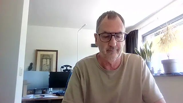 HotLucas66 online show from 06-18-26, 10:30