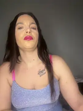 Snapshot of Melanie-beaute chatting on 03-31-26, 07:58 Melanie-beaute online show from 03-31-26, 07:58