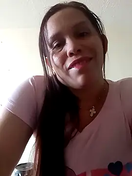 Snapshot of alexandra-queen chatting on 04-19-26, 06:54 alexandra-queen online show from 04-19-26, 06:54