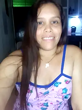 Snapshot of alexandra-queen chatting on 04-28-26, 03:44 alexandra-queen online show from 04-28-26, 03:44