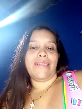 Snapshot of alexandra-queen chatting on 05-06-26, 01:47 alexandra-queen online show from 05-06-26, 01:47
