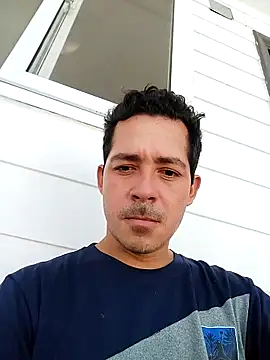 Gabriel leon33 online show from 05-10-26, 08:03