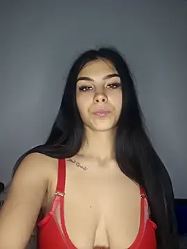 Crissdesire online show from 05-04-26, 04:14