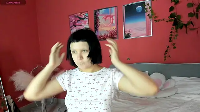 Snapshot of Amelia_goth chatting on 05-21-26, 11:17 Amelia goth online show from 05-21-26, 11:17