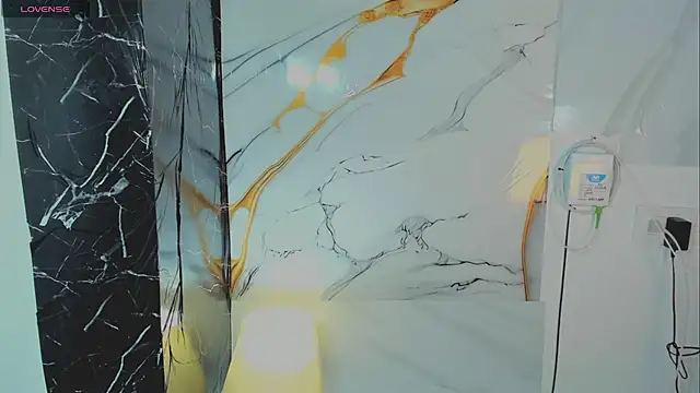 sophia vivass online show from 04-10-26, 12:16