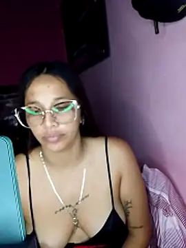 Snapshot of bambiycerecita chatting on 03-25-26, 01:06 bambiycerecita online show from 03-25-26, 01:06