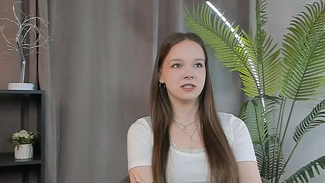 KiraGbur online show from 03-26-26, 08:09